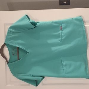 Figs Medium Surgical Green Casma Scrub Top